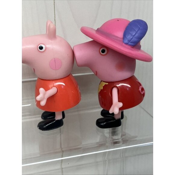 Peppa Pig Family Set Daddy Peppa George Mummy Tourist Figures Cake Topper’s x 5 - Picture 7 of 16